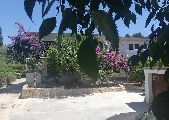 Апартаменты Niko Елса